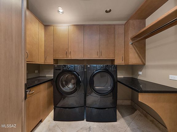 Oro Valley, Arizona, 85755, United States, 3 Bedrooms Bedrooms, ,3 BathroomsBathrooms,Residential,Forsale,2009548