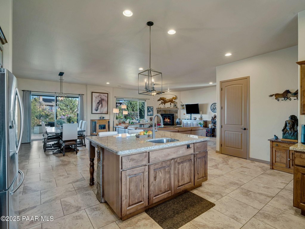 Prescott Valley, Arizona, 86315, United States, 4 Bedrooms Bedrooms, ,2 BathroomsBathrooms,Residential,Forsale,1968229