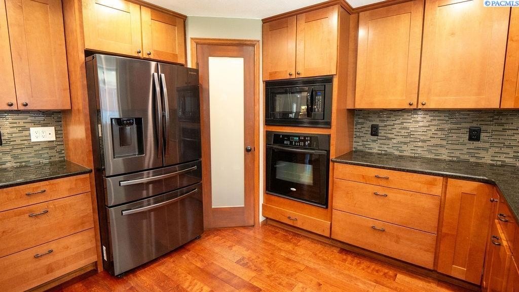 Richland, Washington, 99352, United States, 4 Bedrooms Bedrooms, ,2.5 BathroomsBathrooms,Residential,Forsale,1964558