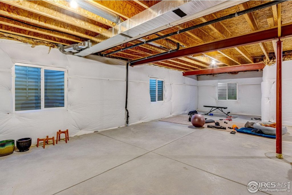 Longmont, Colorado, 80501, United States, 3 Bedrooms Bedrooms, ,2 BathroomsBathrooms,Residential,Forsale,2009201