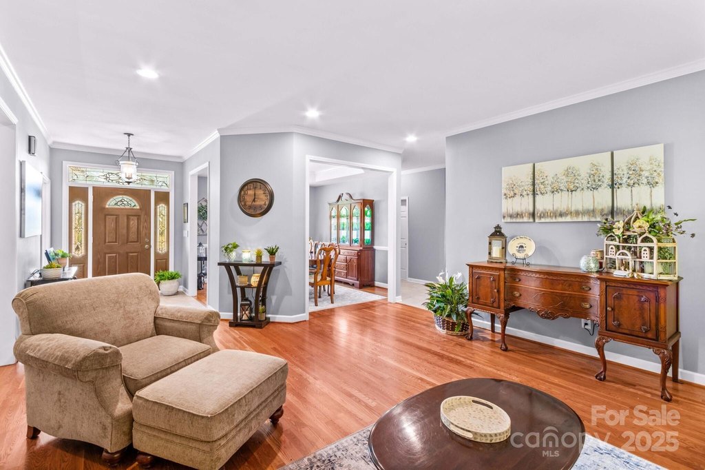 Lexington, North Carolina, 27295, United States, 3 Bedrooms Bedrooms, ,3.5 BathroomsBathrooms,Residential,Forsale,1985978