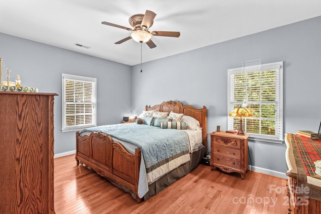 Lexington, North Carolina, 27295, United States, 3 Bedrooms Bedrooms, ,3.5 BathroomsBathrooms,Residential,Forsale,1985978