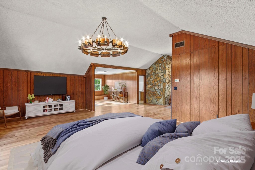 Kannapolis, North Carolina, 28081, United States, 6 Bedrooms Bedrooms, ,4 BathroomsBathrooms,Residential,Forsale,1985977