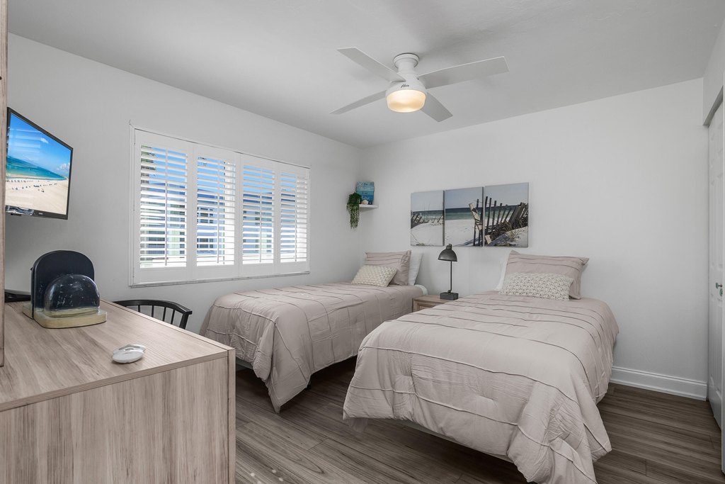 Marco Island, Florida, 34145, United States, 2 Bedrooms Bedrooms, ,2 BathroomsBathrooms,Residential,Forsale,2011560