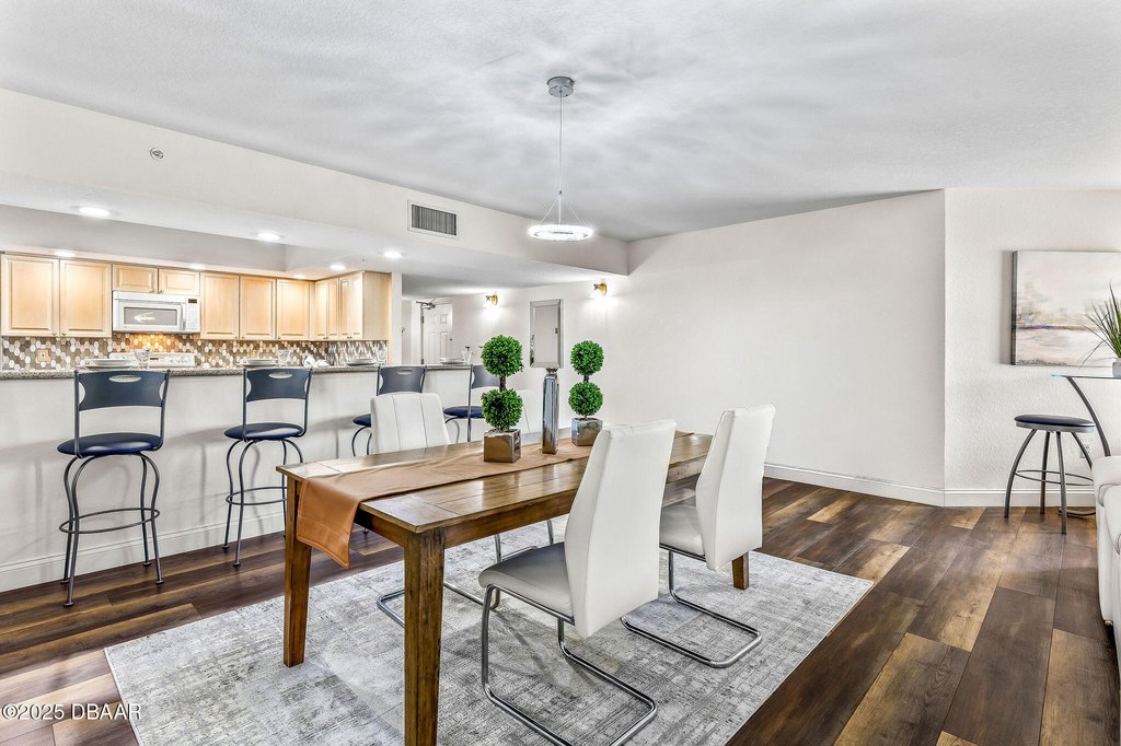 Daytona Beach Shores, Florida, 32118, United States, 3 Bedrooms Bedrooms, ,3 BathroomsBathrooms,Residential,Forsale,1990137