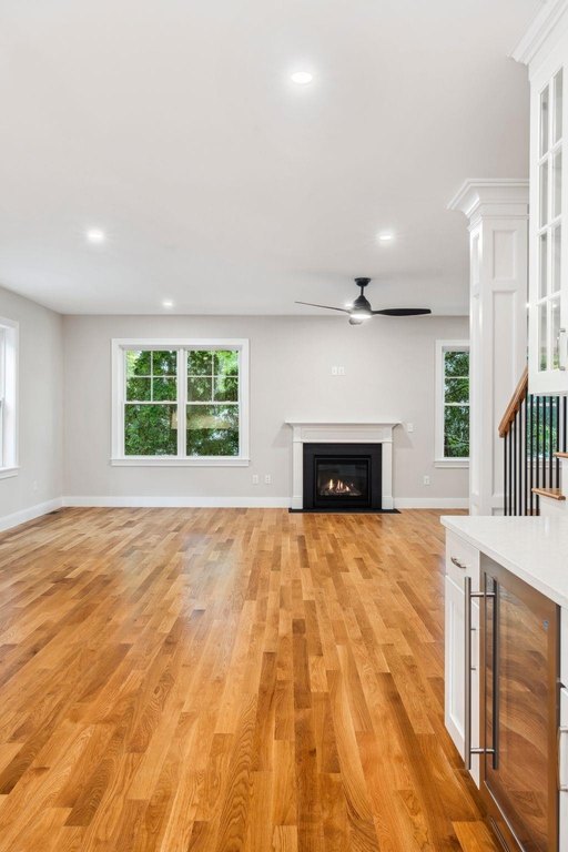 Kittery, Maine, 03905, United States, 4 Bedrooms Bedrooms, ,2.5 BathroomsBathrooms,Residential,Forsale,2002410