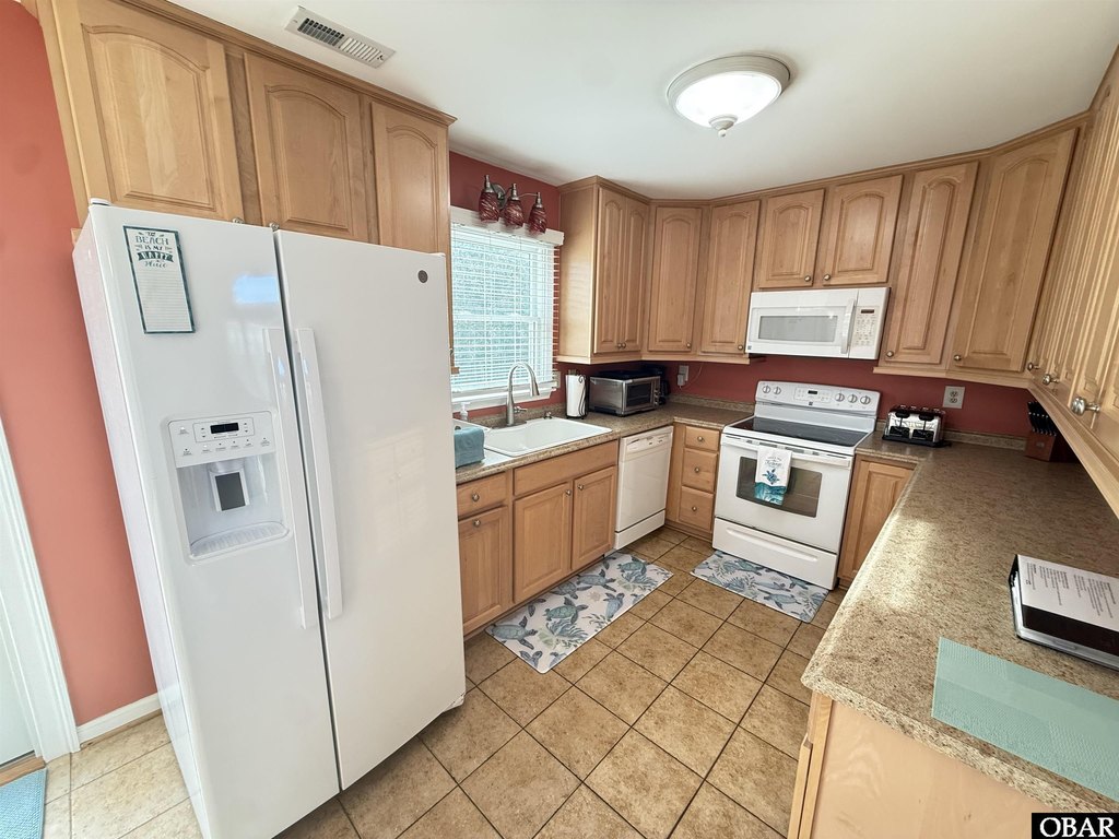 Nags Head, North Carolina, 27959, United States, 4 Bedrooms Bedrooms, ,3 BathroomsBathrooms,Residential,Forsale,1964347