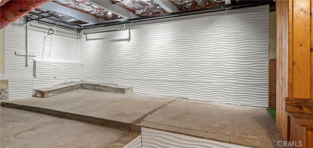 Lake Arrowhead, California, 92352, United States, 3 Bedrooms Bedrooms, ,2.5 BathroomsBathrooms,Residential,Forsale,1971033