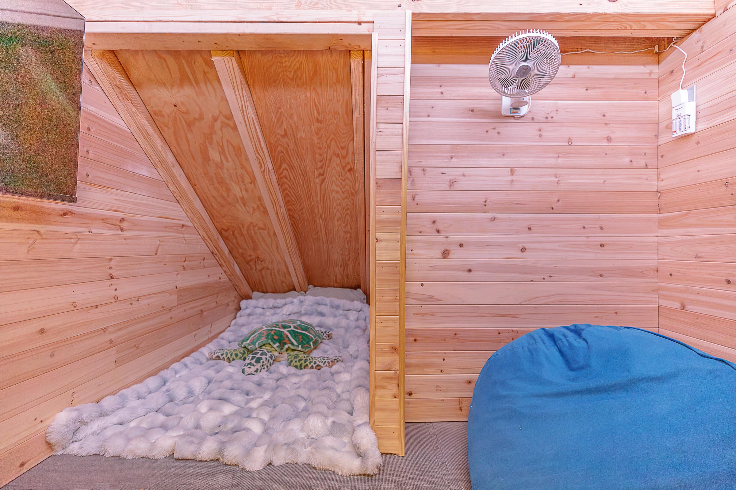 Hixson, Tennessee, 37343, United States, 4 Bedrooms Bedrooms, ,2 BathroomsBathrooms,Residential,Forsale,1963591