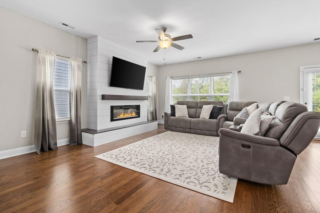 Ooltewah, Tennessee, 37363, United States, 5 Bedrooms Bedrooms, ,3.5 BathroomsBathrooms,Residential,Forsale,2004665