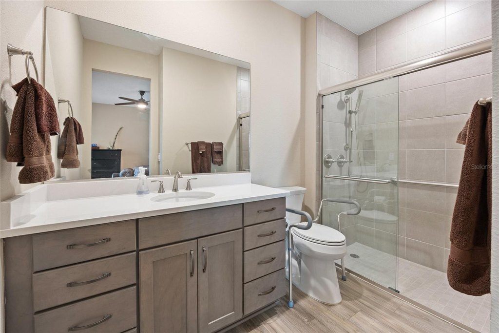 OCALA, Florida, 34481, United States, 3 Bedrooms Bedrooms, ,3 BathroomsBathrooms,Residential,Forsale,1969785