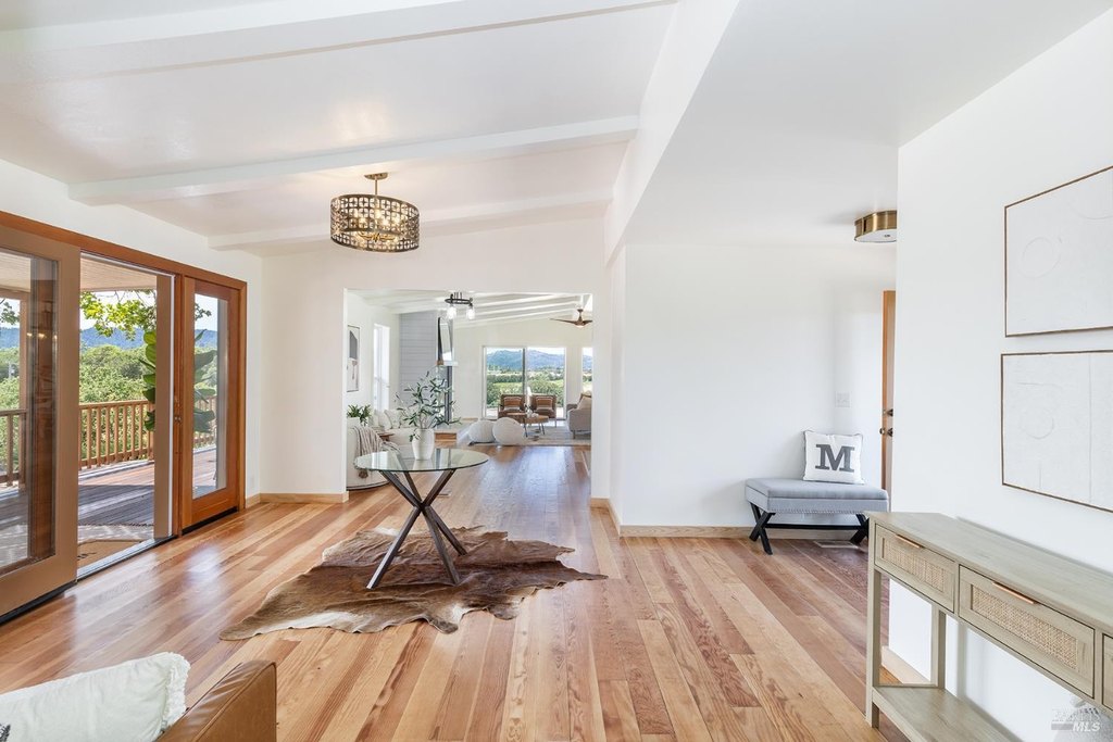 Healdsburg, California, 95448, United States, 3 Bedrooms Bedrooms, ,2.5 BathroomsBathrooms,Residential,Forsale,1985919