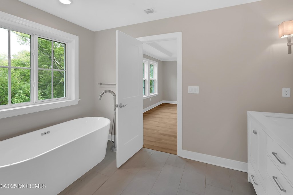 Manalapan, New Jersey, 07726, United States, 3 Bedrooms Bedrooms, ,3.5 BathroomsBathrooms,Residential,Forsale,1984550