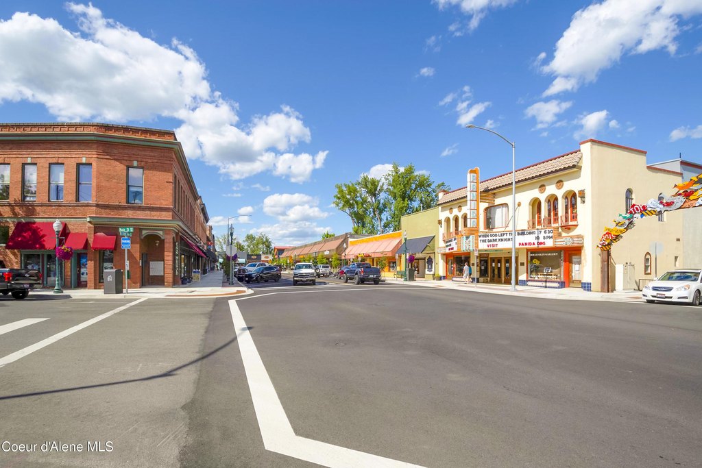 Sandpoint, Idaho, 83864, United States, 4 Bedrooms Bedrooms, ,3.5 BathroomsBathrooms,Residential,Forsale,1946357