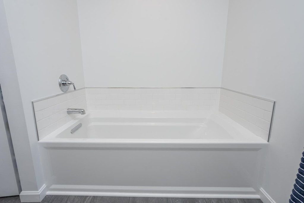 Barnstead, New Hampshire, 03225, United States, 3 Bedrooms Bedrooms, ,2 BathroomsBathrooms,Residential,Forsale,2002419