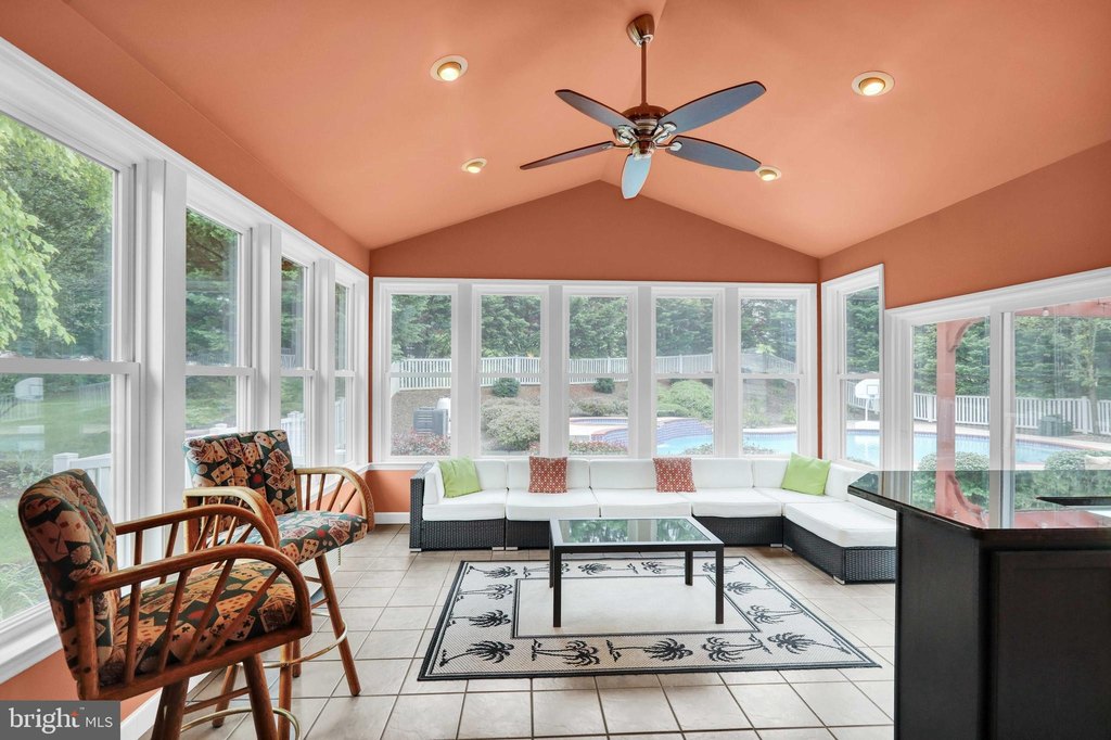 SINKING SPRING, Pennsylvania, 19608, United States, 6 Bedrooms Bedrooms, ,3.5 BathroomsBathrooms,Residential,Forsale,2009568