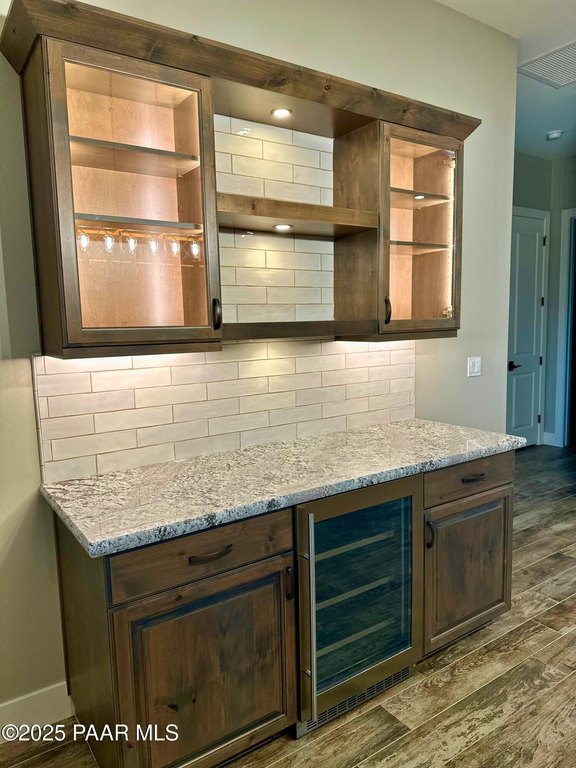 Prescott Valley, Arizona, 86315, United States, 3 Bedrooms Bedrooms, ,2 BathroomsBathrooms,Residential,Forsale,1992678