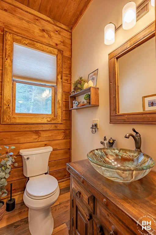 Saranac Lake, New York, 12983, United States, 4 Bedrooms Bedrooms, ,2.5 BathroomsBathrooms,Residential,Forsale,1999492