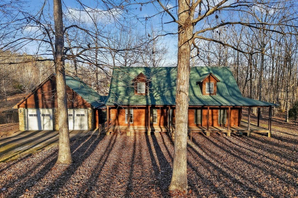 Sparta, Tennessee, 38583, United States, 3 Bedrooms Bedrooms, ,3 BathroomsBathrooms,Residential,Forsale,2010948