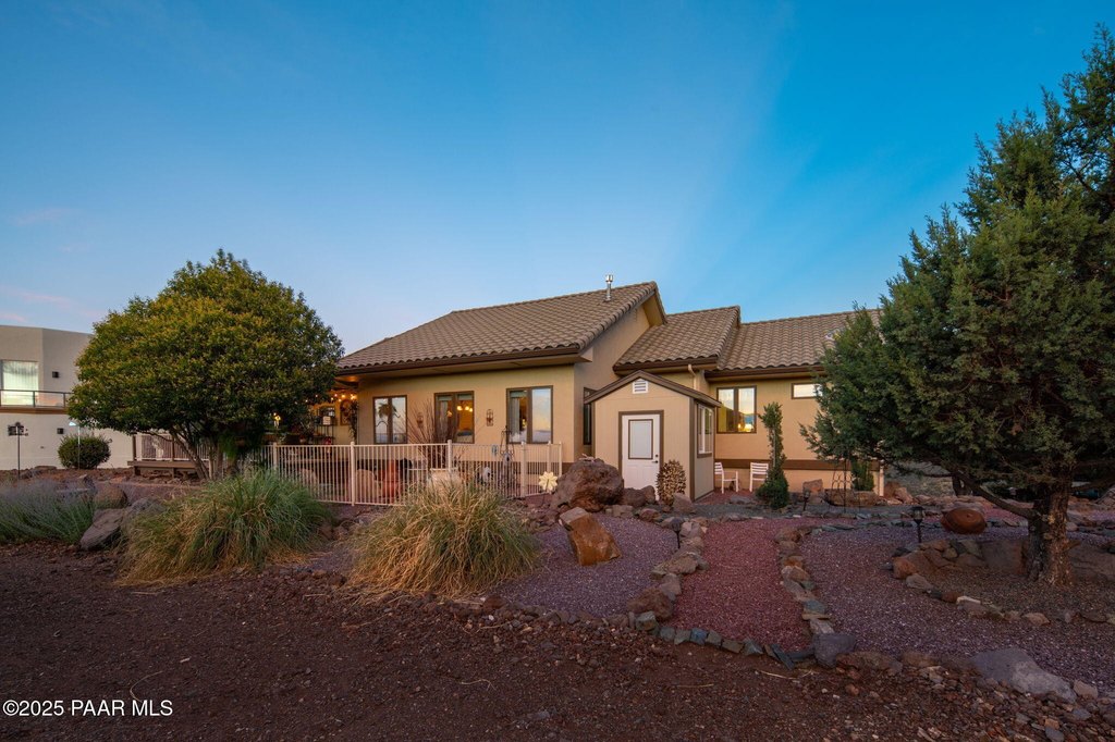 Prescott, Arizona, 86301, United States, 3 Bedrooms Bedrooms, ,2 BathroomsBathrooms,Residential,Forsale,2011278