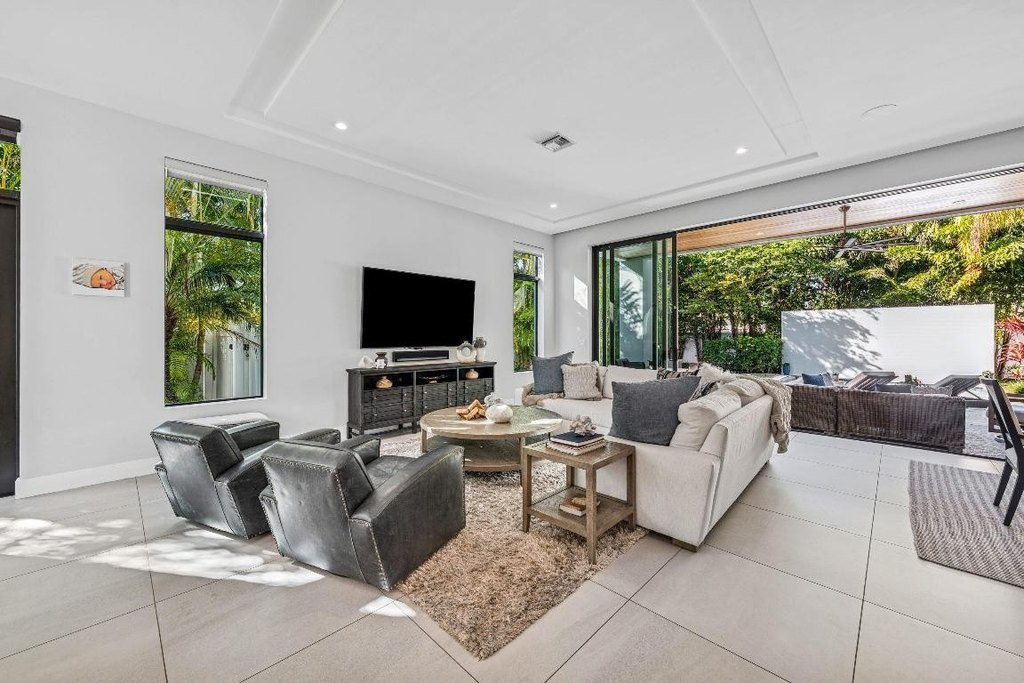 Delray Beach, Florida, 33483, United States, 3 Bedrooms Bedrooms, ,3.5 BathroomsBathrooms,Residential,Forsale,2010666