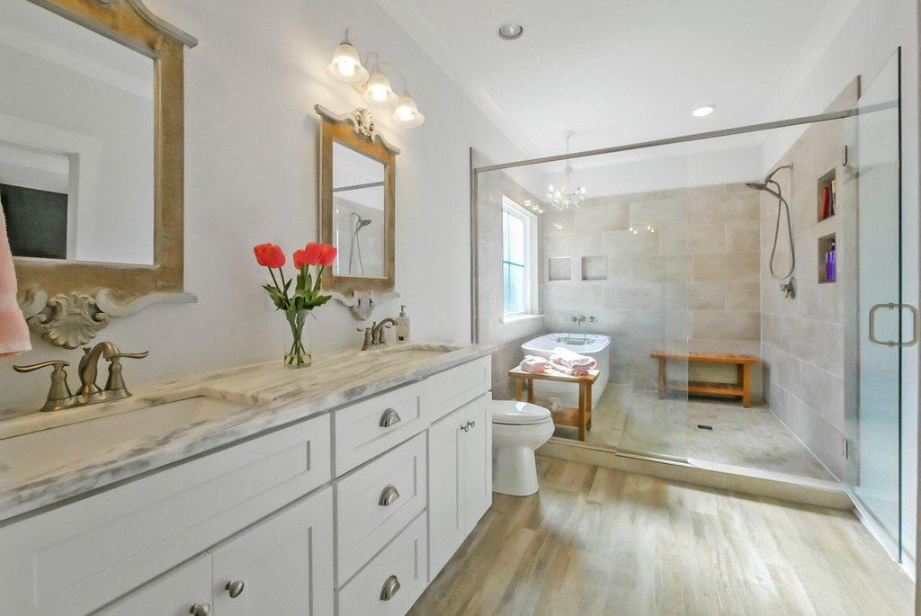 Harrison, Tennessee, 37341, United States, 2 Bedrooms Bedrooms, ,2 BathroomsBathrooms,Residential,Forsale,2011263