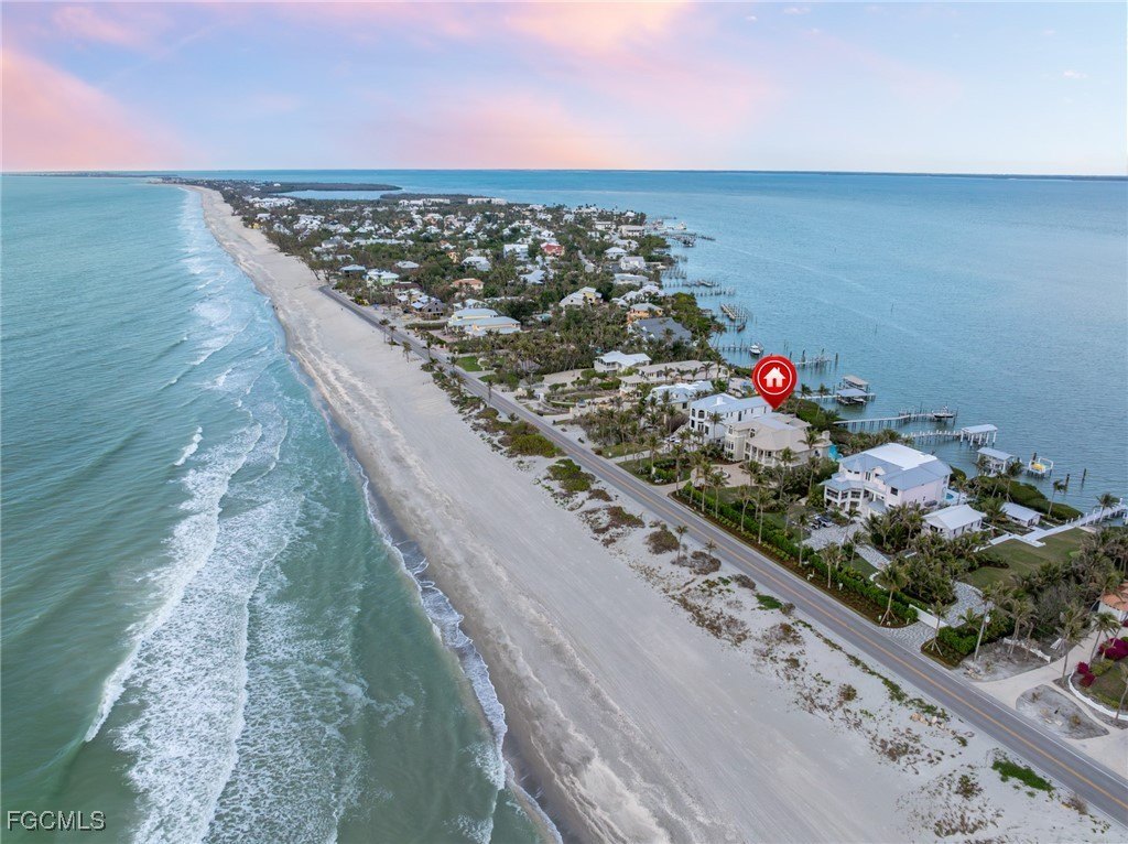 Captiva, Florida, 33924, United States, 5 Bedrooms Bedrooms, ,5.5 BathroomsBathrooms,Residential,Forsale,1971924