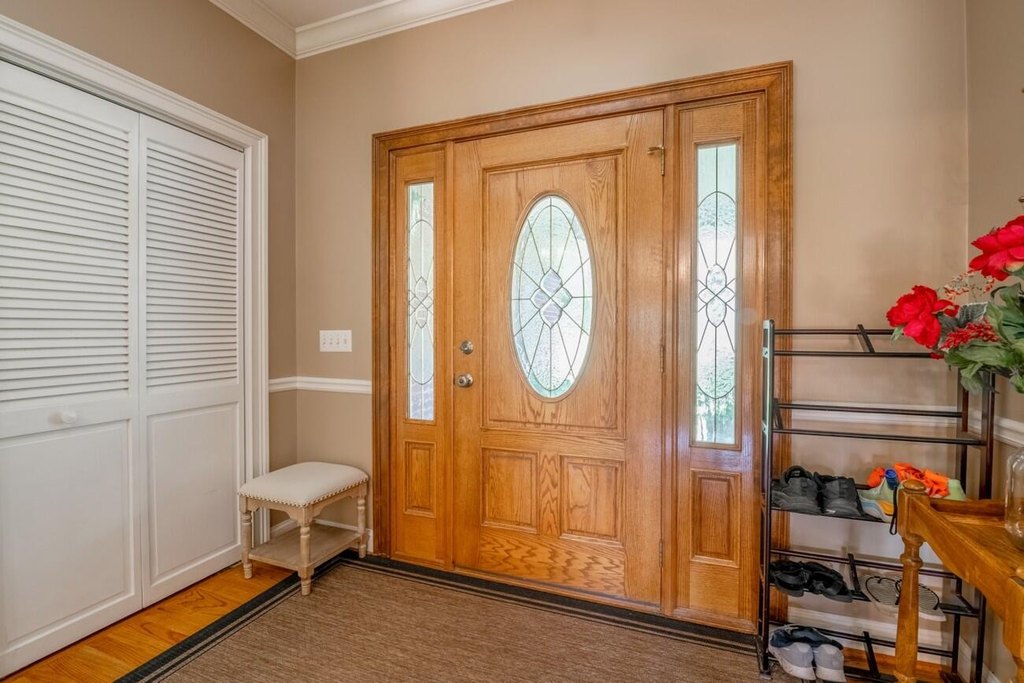 Calhoun, Georgia, 30701, United States, 5 Bedrooms Bedrooms, ,4.5 BathroomsBathrooms,Residential,Forsale,2004688