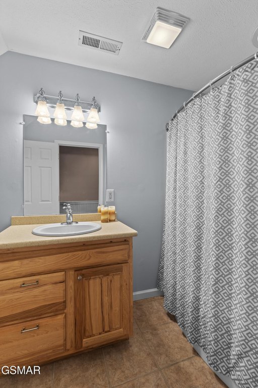 Baneberry, Tennessee, 37890, United States, 3 Bedrooms Bedrooms, ,2.5 BathroomsBathrooms,Residential,Forsale,1999467