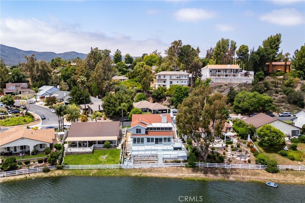 Temecula, California, 92592, United States, 3 Bedrooms Bedrooms, ,3.5 BathroomsBathrooms,Residential,Forsale,2007690