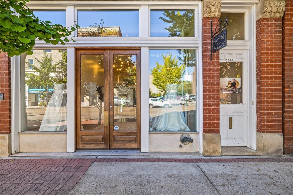 Chattanooga, Tennessee, 37402, United States, 4 Bedrooms Bedrooms, ,4.5 BathroomsBathrooms,Residential,Forsale,2011235