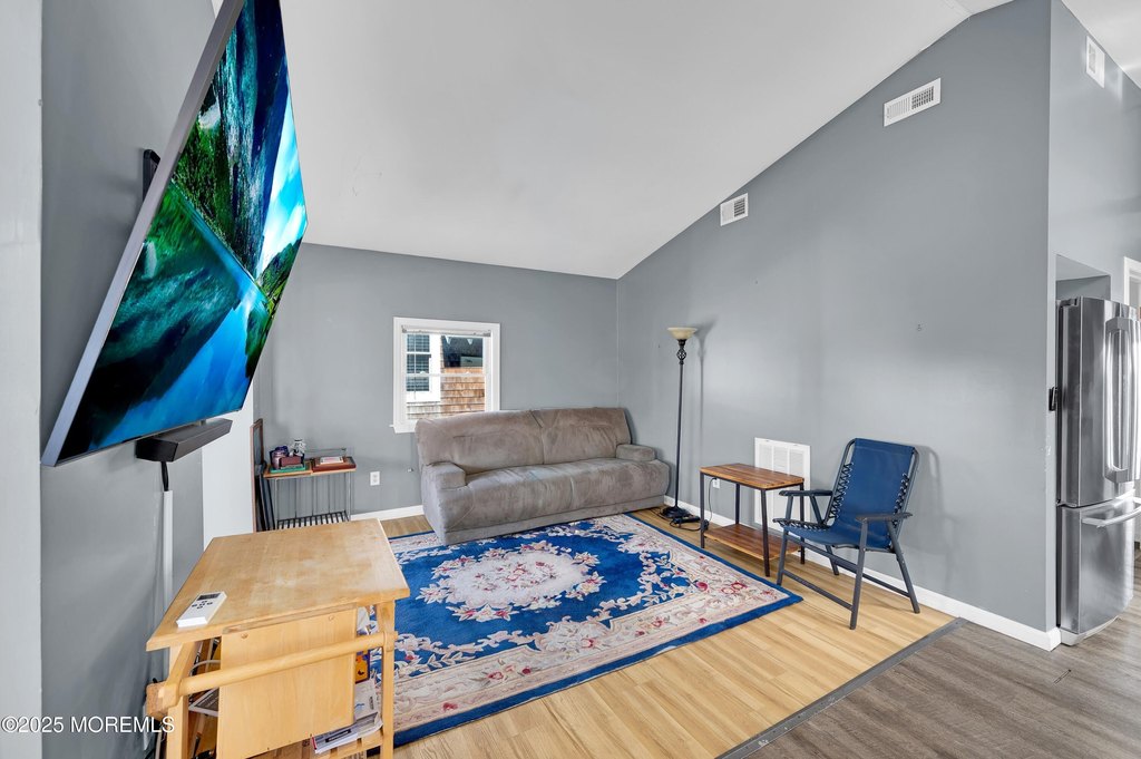 Manasquan, New Jersey, 08736, United States, 2 Bedrooms Bedrooms, ,1 BathroomBathrooms,Residential,Forsale,1984552