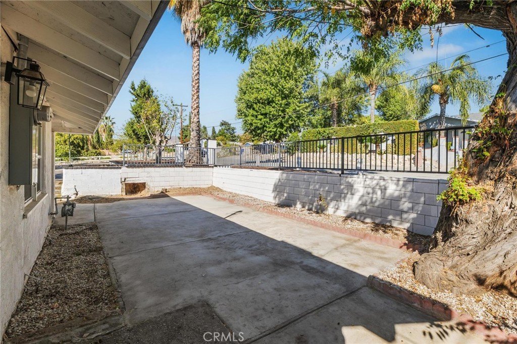 Yucaipa, California, 92399, United States, 2 Bedrooms Bedrooms, ,1 BathroomBathrooms,Residential,Forsale,1992755