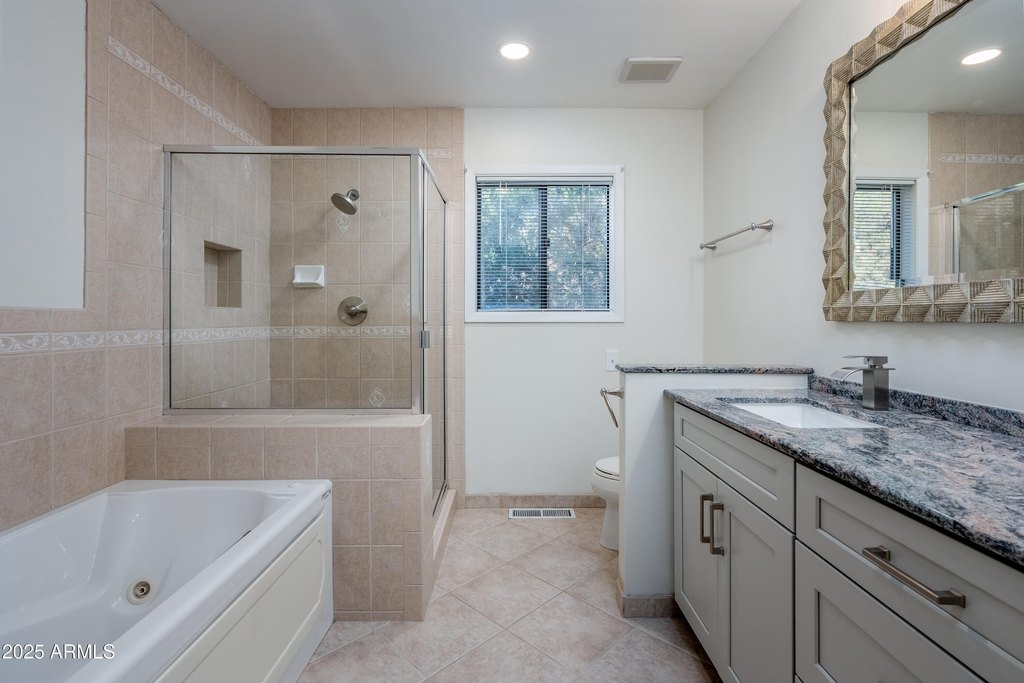 Sedona, Arizona, 86351, United States, 4 Bedrooms Bedrooms, ,4 BathroomsBathrooms,Residential,Forsale,2004162