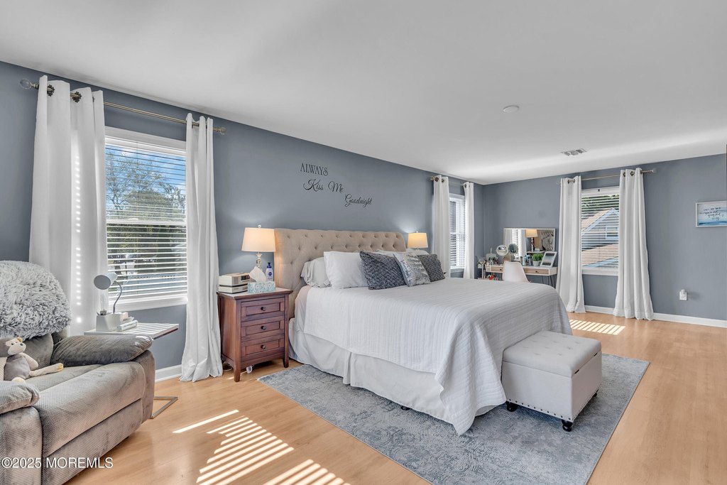 Hazlet, New Jersey, 07730, United States, 4 Bedrooms Bedrooms, ,2 BathroomsBathrooms,Residential,Forsale,1966075