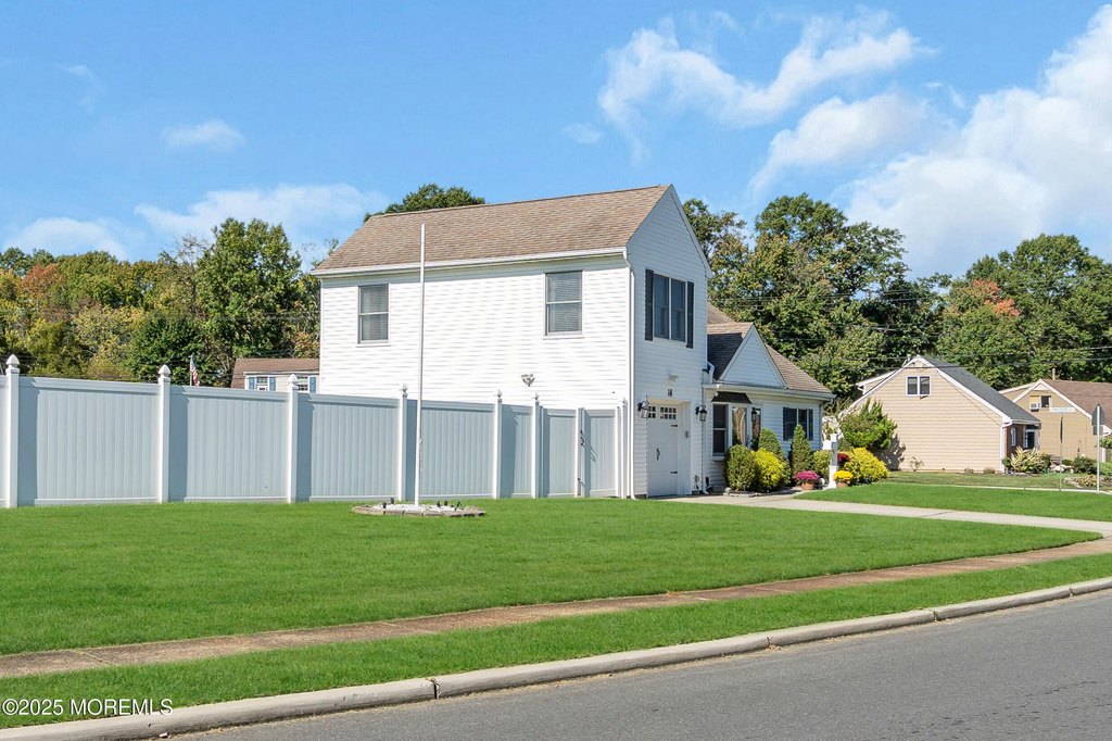 Hazlet, New Jersey, 07730, United States, 4 Bedrooms Bedrooms, ,2 BathroomsBathrooms,Residential,Forsale,1966075