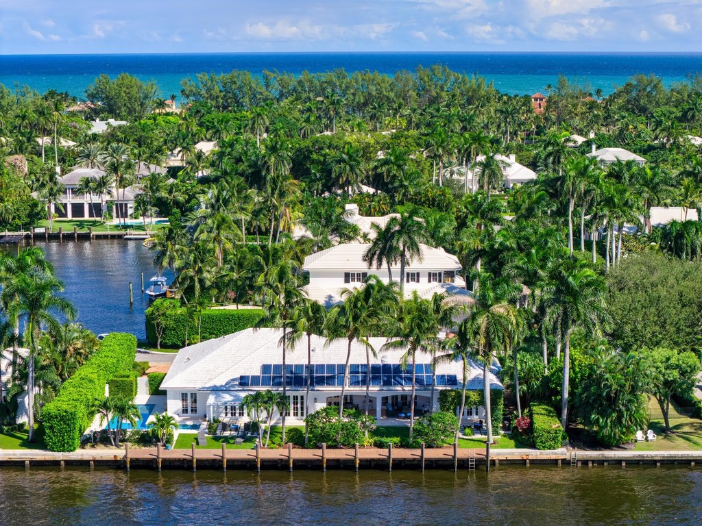 Gulf Stream, Florida, 33483, United States, 4 Bedrooms Bedrooms, ,4.5 BathroomsBathrooms,Residential,Forsale,1969900 Gulf Stream, Florida, 33483, United States, 4 Bedrooms Bedrooms, ,4.5 BathroomsBathrooms,Residential,Forsale,1969900