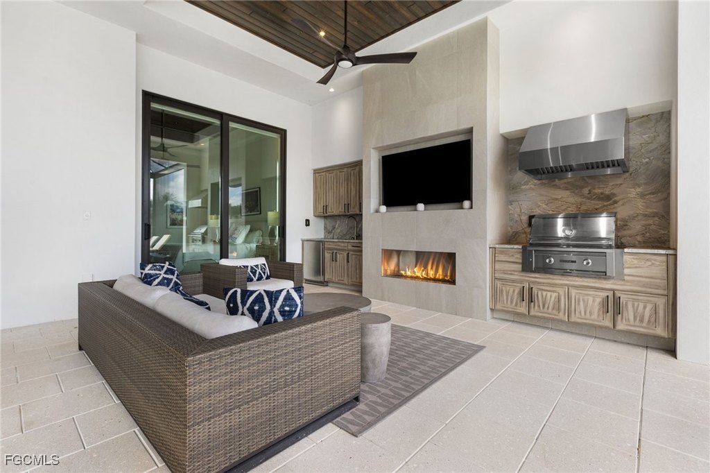 Fort Myers, Florida, 33908, United States, 4 Bedrooms Bedrooms, ,4.5 BathroomsBathrooms,Residential,Forsale,1998611