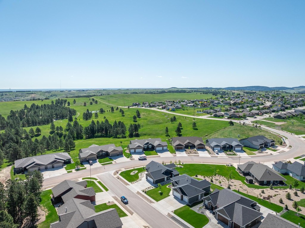 Rapid City, South Dakota, 57702, United States, 3 Bedrooms Bedrooms, ,2 BathroomsBathrooms,Residential,Forsale,1990706