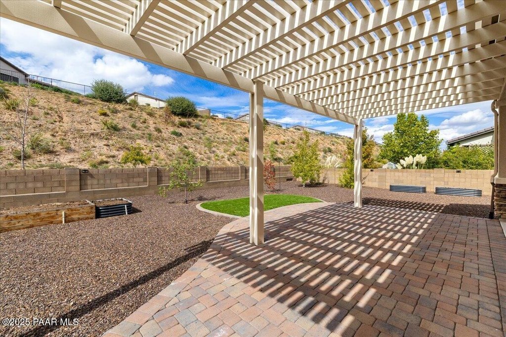 Prescott, Arizona, 86301, United States, 3 Bedrooms Bedrooms, ,2 BathroomsBathrooms,Residential,Forsale,1994058