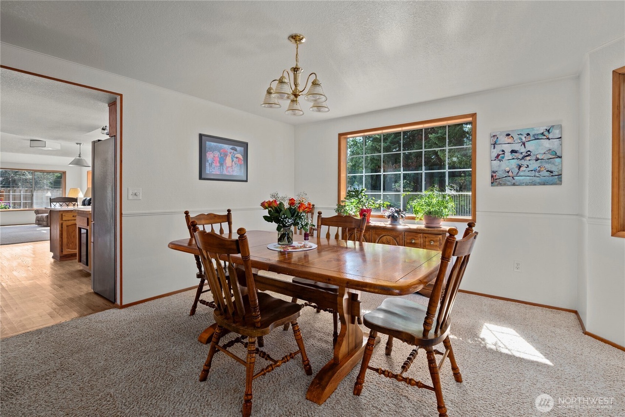 Oak Harbor, Washington, 98277, United States, 4 Bedrooms Bedrooms, ,2 BathroomsBathrooms,Residential,Forsale,1965888