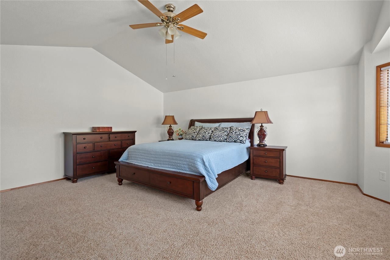 Oak Harbor, Washington, 98277, United States, 4 Bedrooms Bedrooms, ,2 BathroomsBathrooms,Residential,Forsale,1965888