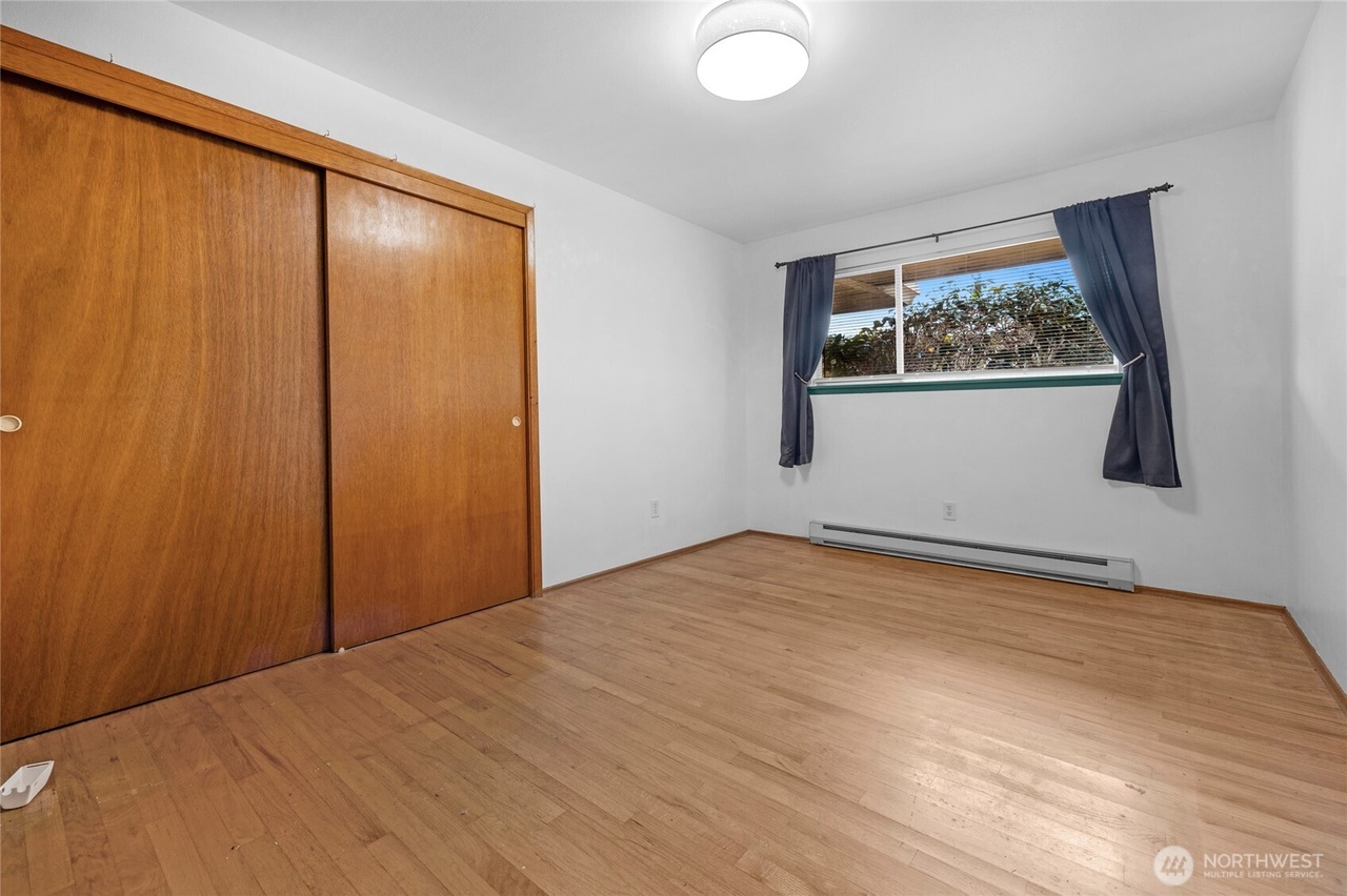 Bothell, Washington, 98021, United States, 3 Bedrooms Bedrooms, ,1 BathroomBathrooms,Residential,Forsale,1965890