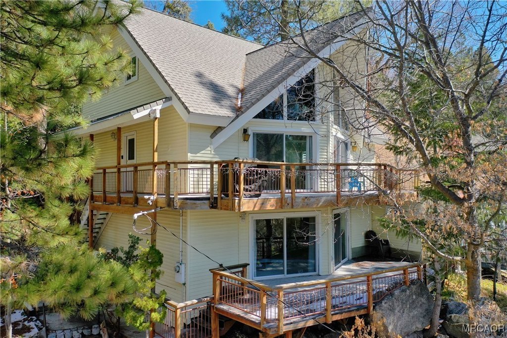 Lake Arrowhead, California, 92352, United States, 3 Bedrooms Bedrooms, ,2.5 BathroomsBathrooms,Residential,Forsale,2004859