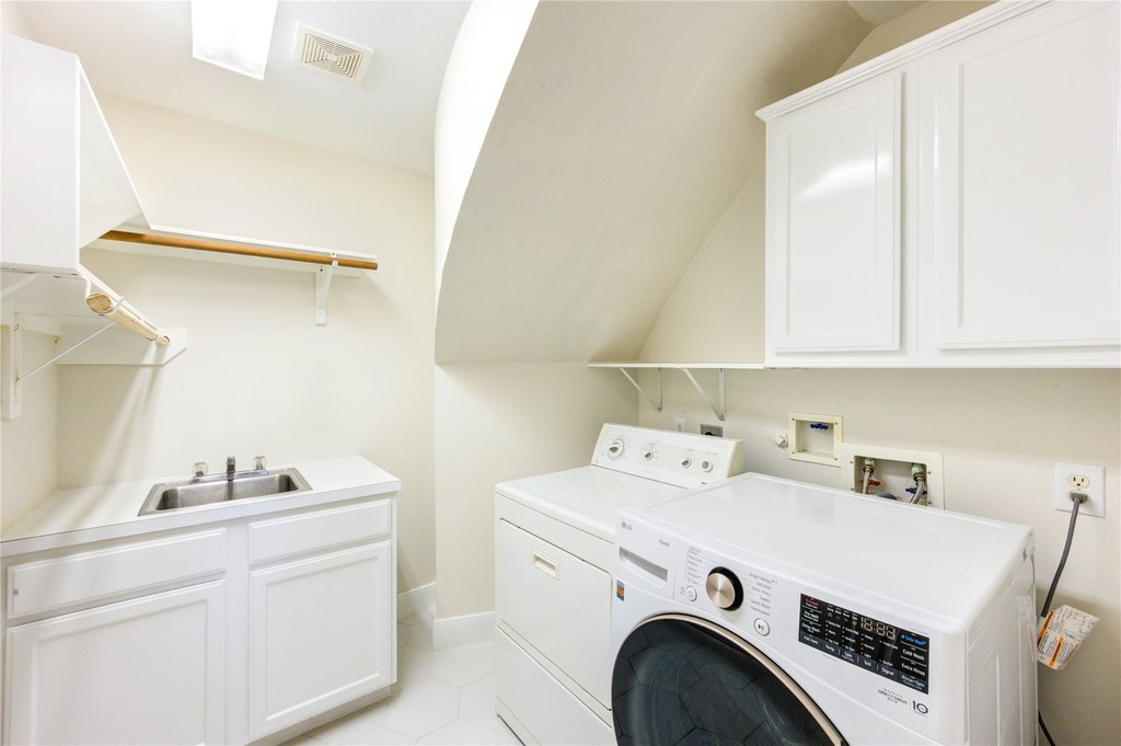 Cypress, Texas, 77429, United States, 4 Bedrooms Bedrooms, ,3.5 BathroomsBathrooms,Residential,Forsale,1973416