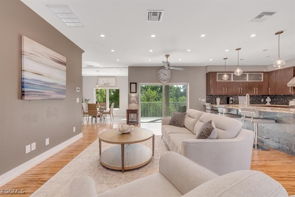 Sanibel, Florida, 33957, United States, 3 Bedrooms Bedrooms, ,4 BathroomsBathrooms,Residential,Forsale,1971927