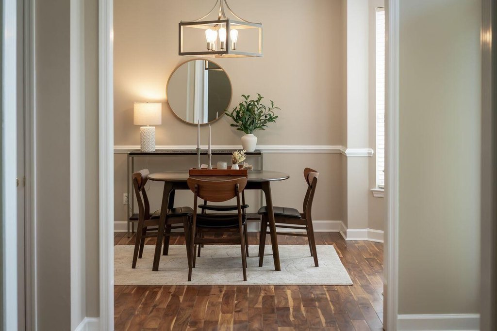 Signal Mountain, Tennessee, 37377, United States, 4 Bedrooms Bedrooms, ,2.5 BathroomsBathrooms,Residential,Forsale,1946776