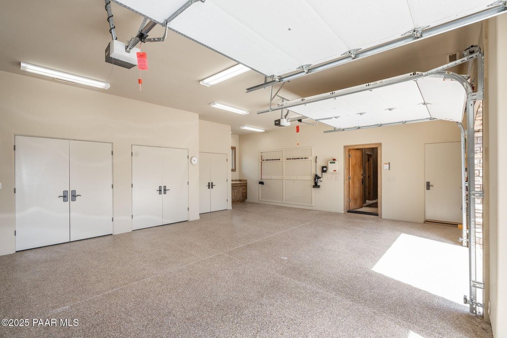 Prescott, Arizona, 86303, United States, 4 Bedrooms Bedrooms, ,5.5 BathroomsBathrooms,Residential,Forsale,1883971