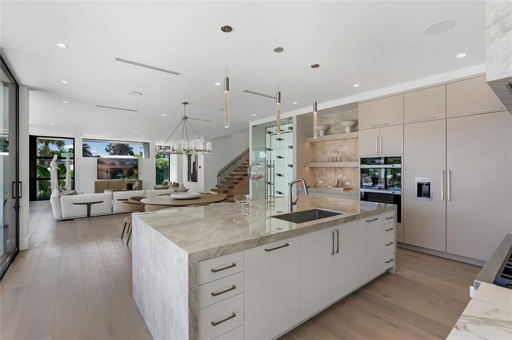 Fort Lauderdale, Florida, 33316, United States, 5 Bedrooms Bedrooms, ,6.5 BathroomsBathrooms,Residential,Forsale,2011541