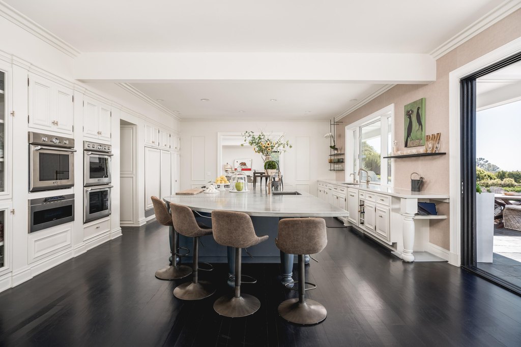 SANTA BARBARA, California, 93110, United States, 6 Bedrooms Bedrooms, ,7.5 BathroomsBathrooms,Residential,Forsale,1985950